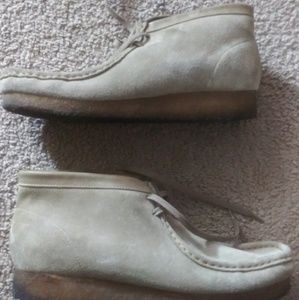 Clarks wallabees
